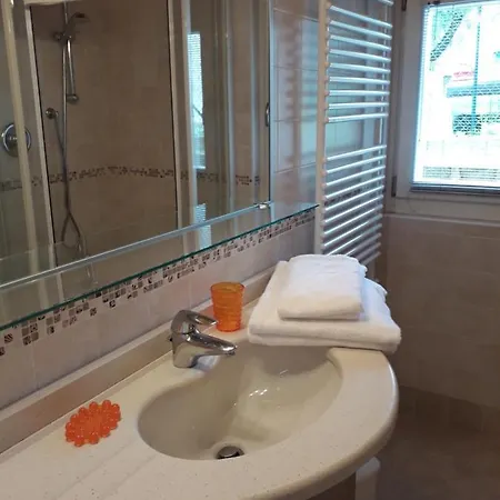 Pia Vila Malcesine